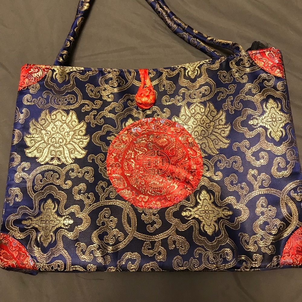 Chinese purse